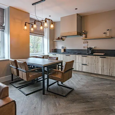Charming Holiday Home In Nijverdal With Jacuzzi Extérieur photo