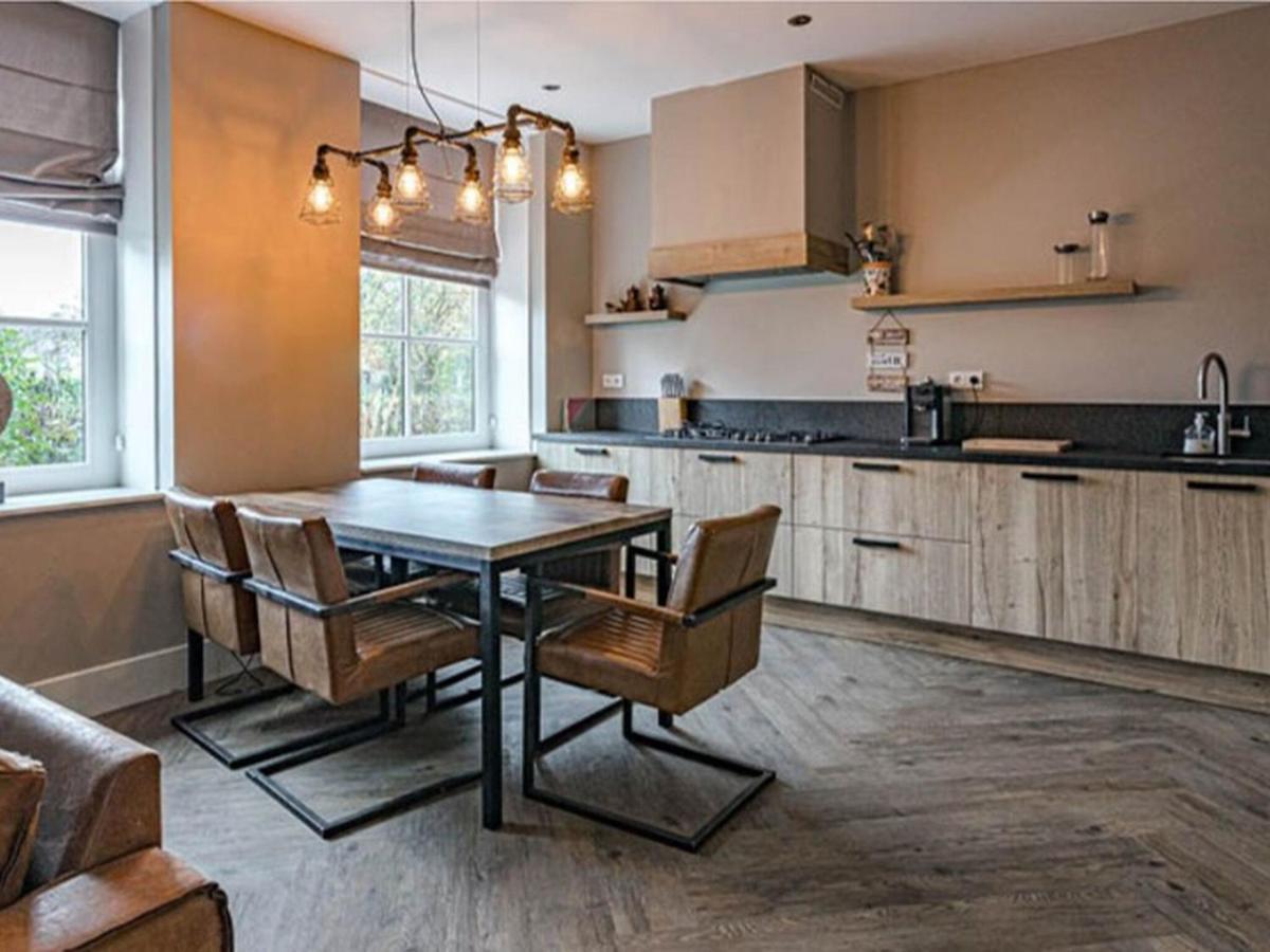 Charming In With Jacuzzi Holiday home