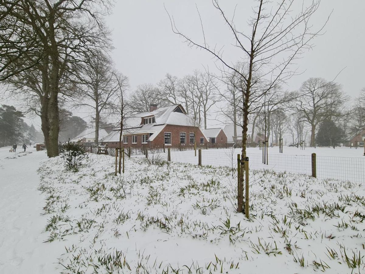 Charming In With Jacuzzi Holiday home Nijverdal